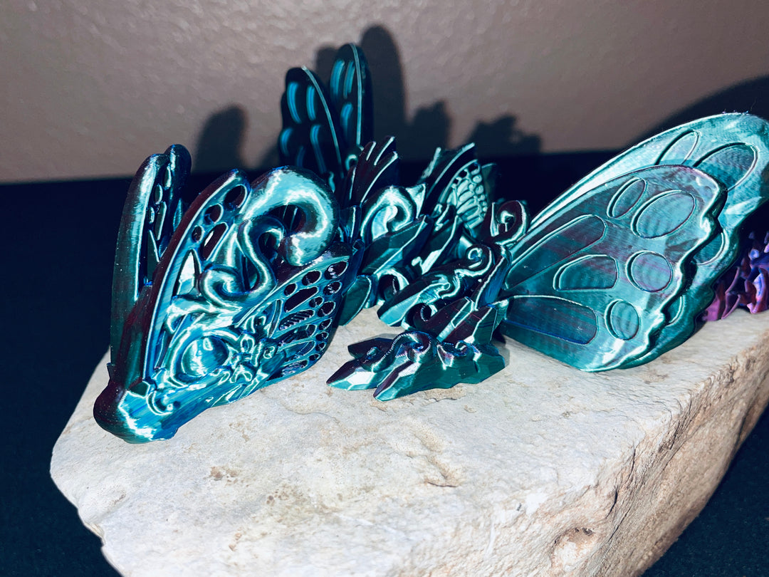 Baby Butterfly Dragon Open Wings, Articulated 3D Printed Dragon, Flexible 3D Dragon Figure Sculpture, Cinderwing Dragon