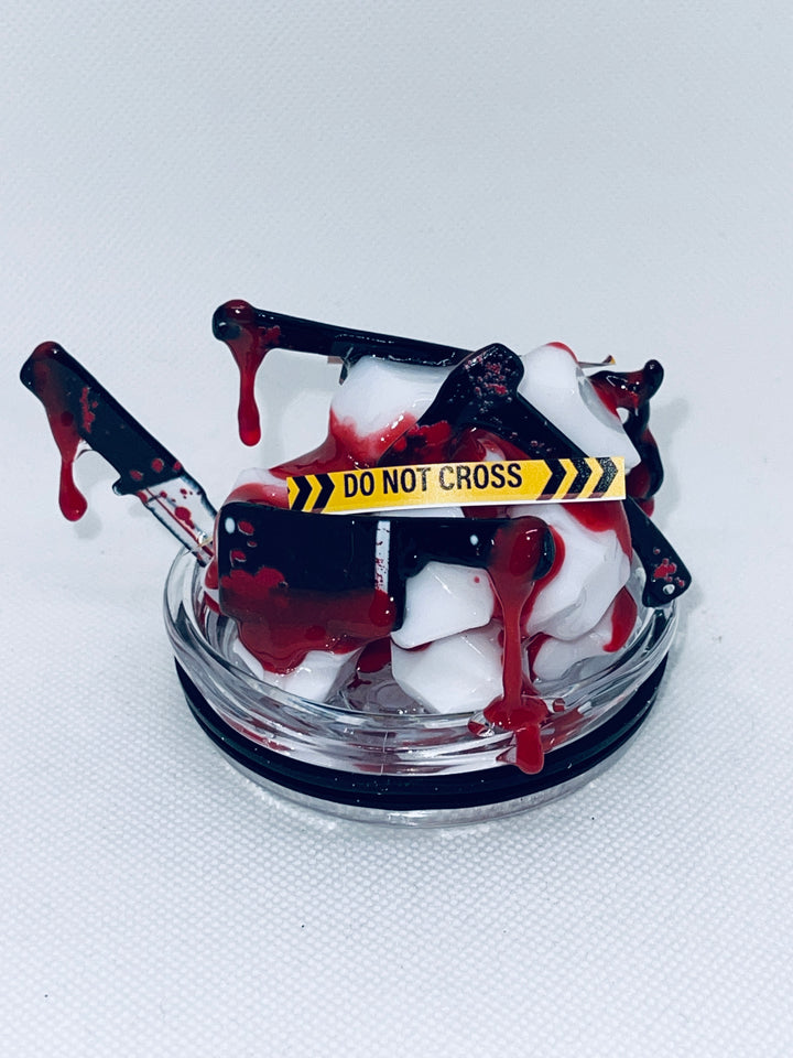 Crime Scene Tumbler with Blood Dripping Knives Tumbler Lid Combo, Halloween Horror Slasher Movie CSI Topper 3D Decorated lid