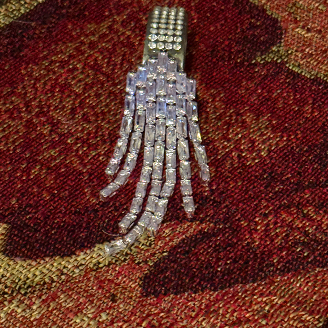 Beautiful Silver Hanging Dangle Rhinestone Cup Handle Clip – Magnetic Tumbler Charm Accessory