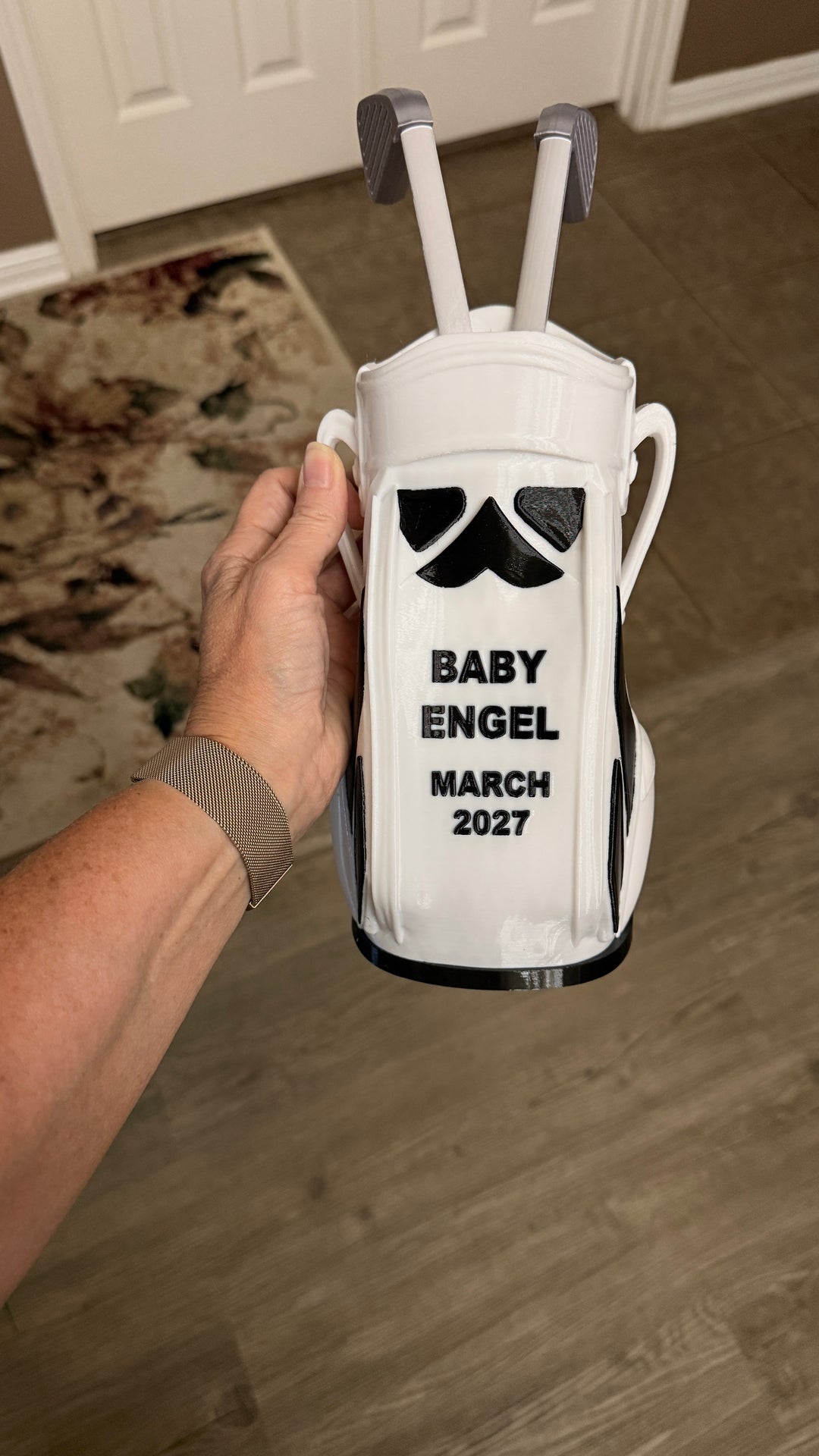 CUSTOM  3D printed golf club bag vase, personalized, with two printed silver clubs