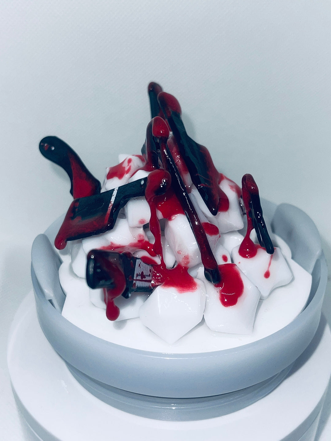 Bloody knives acrylic tumbler topper, for Stanley tumblers, 3D Decorative Lid crime scene, blood drips blood splatter, Halloween gift