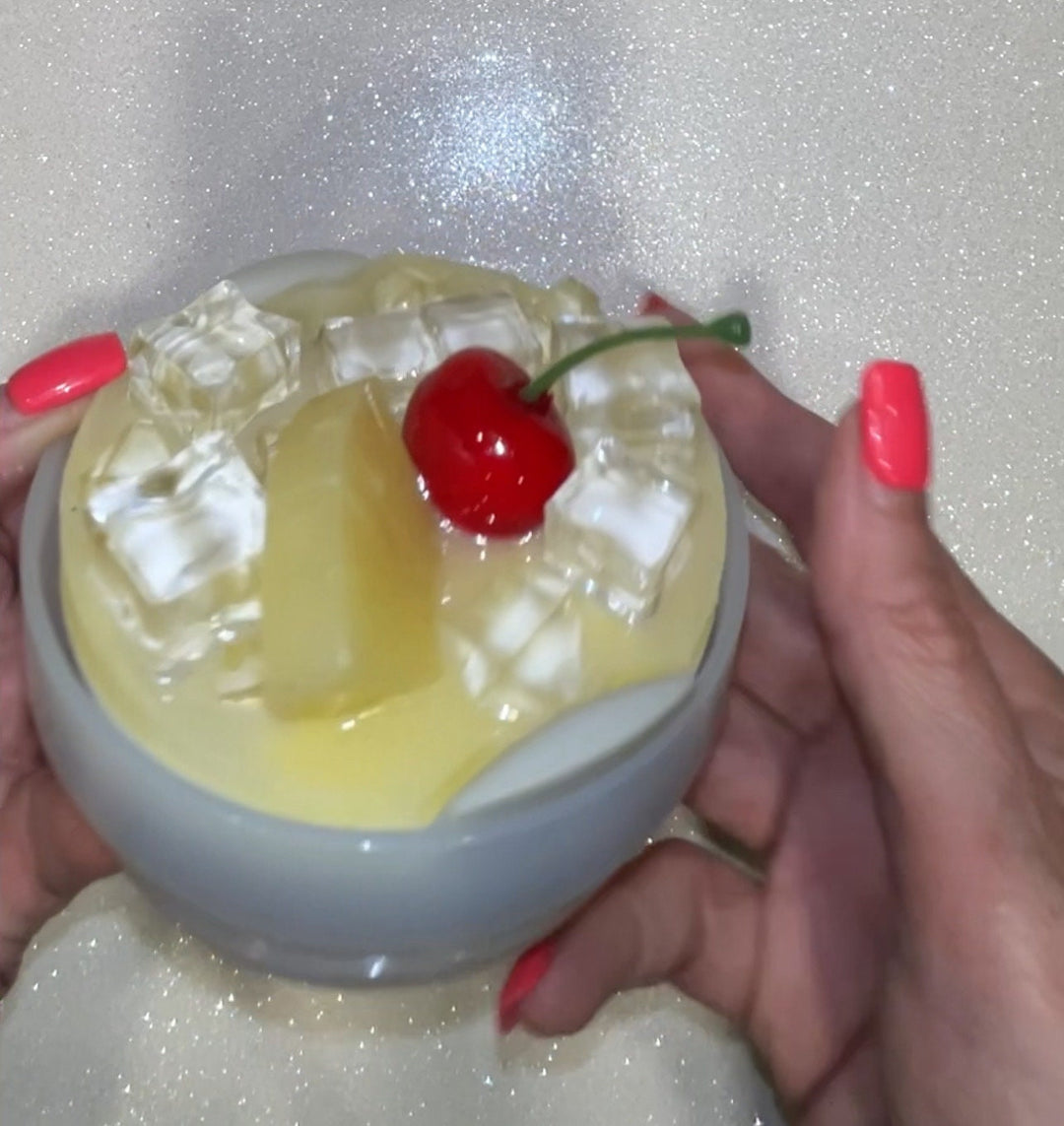 Pina Colada Decorated Stanl ey Tumbler Lid, Handmade Drink Lid with Ice and Fruit topper, 30 or 40 oz 3D decorated drink lid, customize