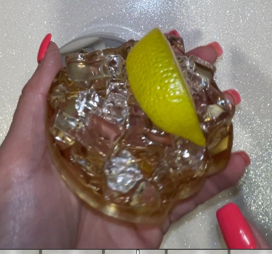 Iced Tea Lemon Tea Drink Stanl ey Decorated Tumbler Lid, Drink Lid with Ice and Fruit topper, 30 or 40 oz 3D decorated drink lid, customize