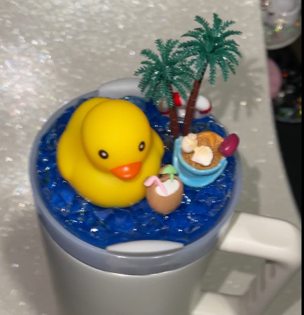 Beach duck topper with beach add ons and blue ocean water base, fit a 30 and 40 oz Stanley tumbler lid, 3D Decorative tumbler Lid Attachment
