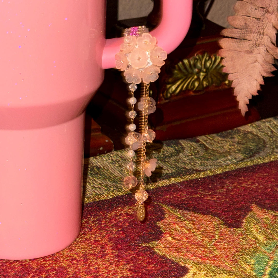 Beautiful Acrylic Flower Cup Handle Clip – Magnetic Tumbler Charm Accessory