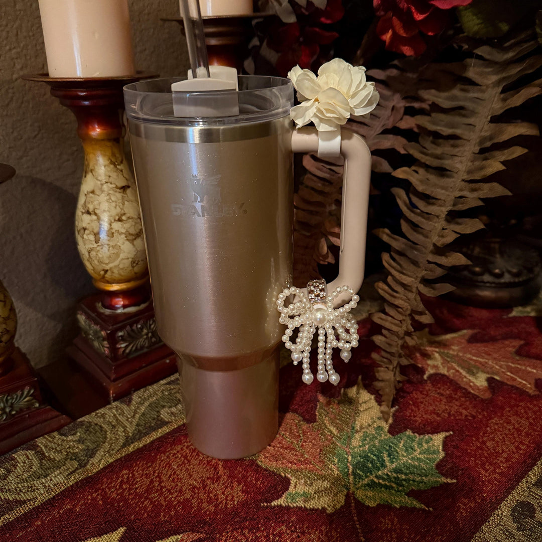 Beautiful Pearl and Flower Cup Handle Clip Combo – Tumbler Charm Accessory