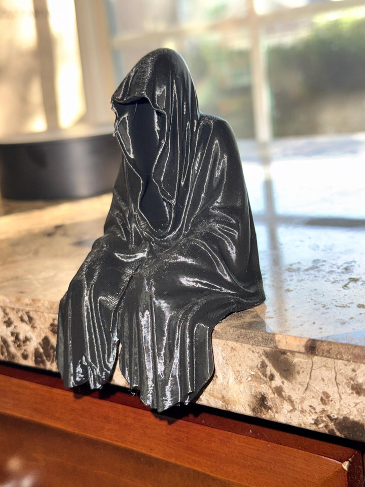 Dark Phantom Grim Reaper Shelf Sitter, Hooded Gothic Figurine, 3D Printed Ghost Decor, Dark Academia Bookshelf Accent, Halloween gift