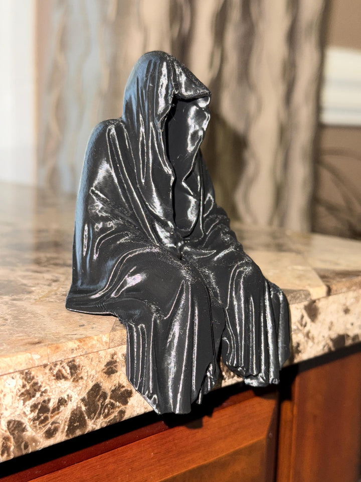 Dark Phantom Grim Reaper Shelf Sitter, Hooded Gothic Figurine, 3D Printed Ghost Decor, Dark Academia Bookshelf Accent, Halloween gift
