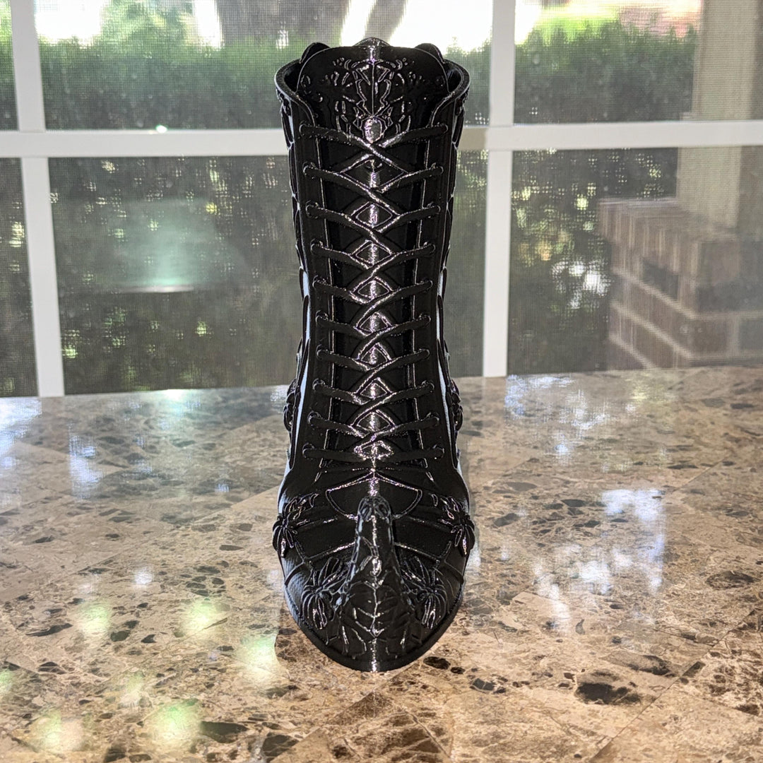 Curly Toe Witch Boot Vase, Gothic Spiderweb Decor, 3D Printed Black Halloween Shelf Decor, Witchy Curled Boot Floral Vase, Dark Home Accent