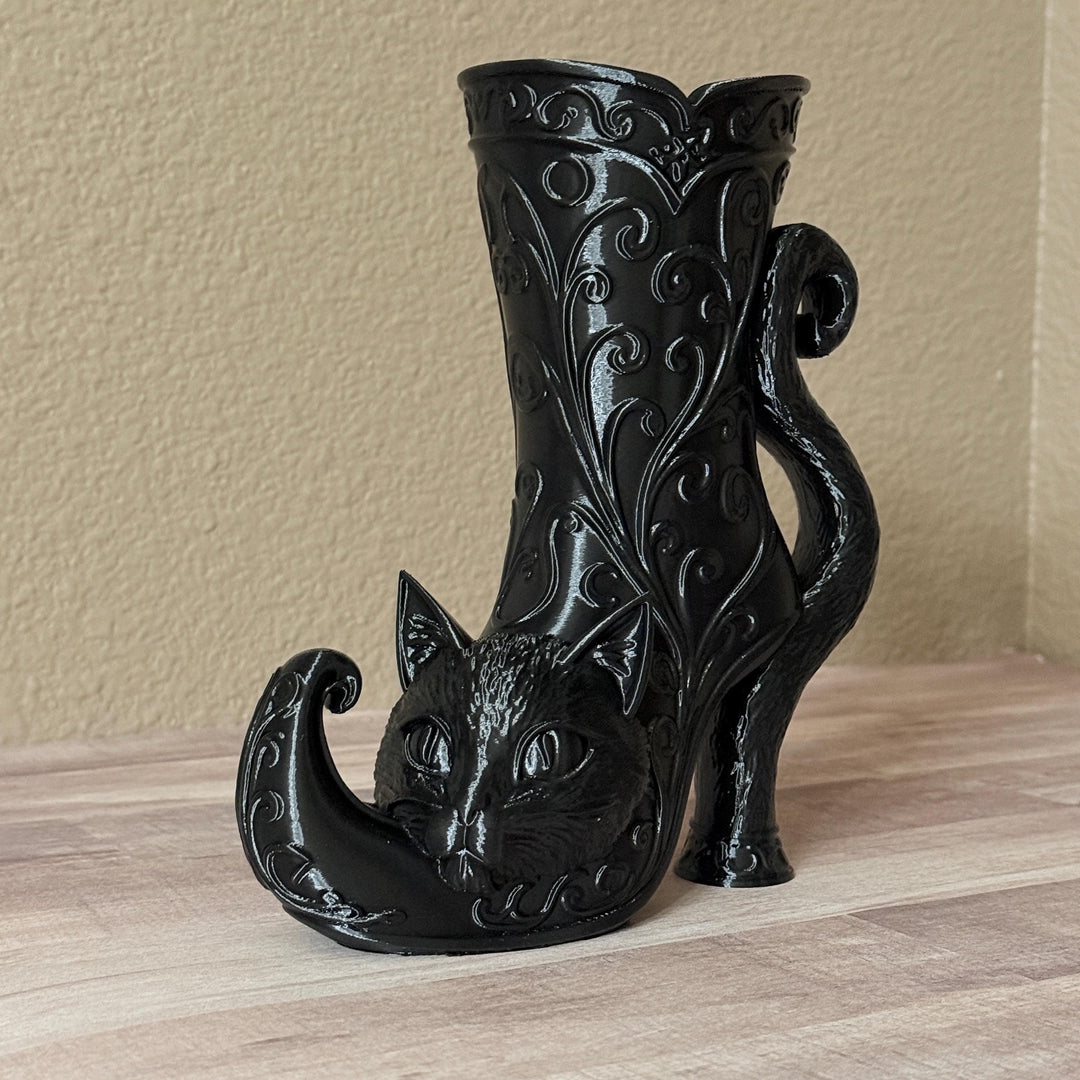Gothic Cat Witch Curly Toe Boot Vase, Curly Toe Halloween Vase, Black Cat Gothic Decor, Witchy Halloween Centerpiece, Spooky Home Decor