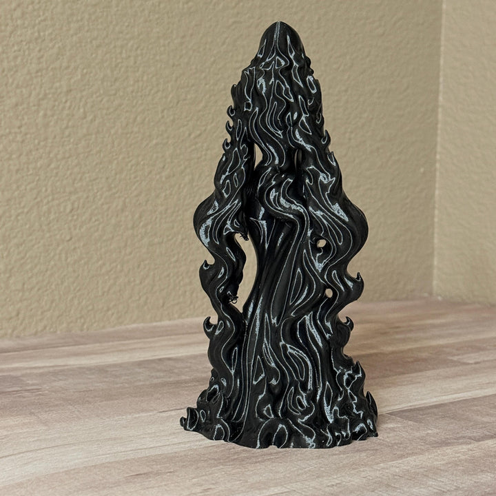 Hooded Goddess Princess Figurine, Gothic Dark Goddess Statue, Witchy Altar Decor, Halloween Shelf Accent, Mystical 3D Printed Sculpture