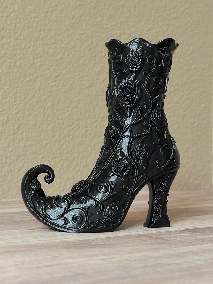 Gothic Rose Witch Boot Vase, Halloween Curly Toe Boot, Witchy Halloween Decor, Black Gothic Vase, Spooky Home, Wizard Spell-caster Gift