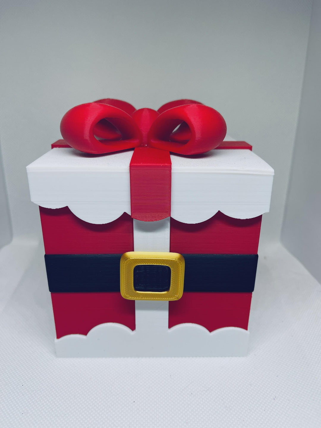 Santa Gift Box with Lid | 3D Printed Christmas Gift Box | Santa Suit Trinket Box | Holiday Candy Box | Christmas Keepsake Container
