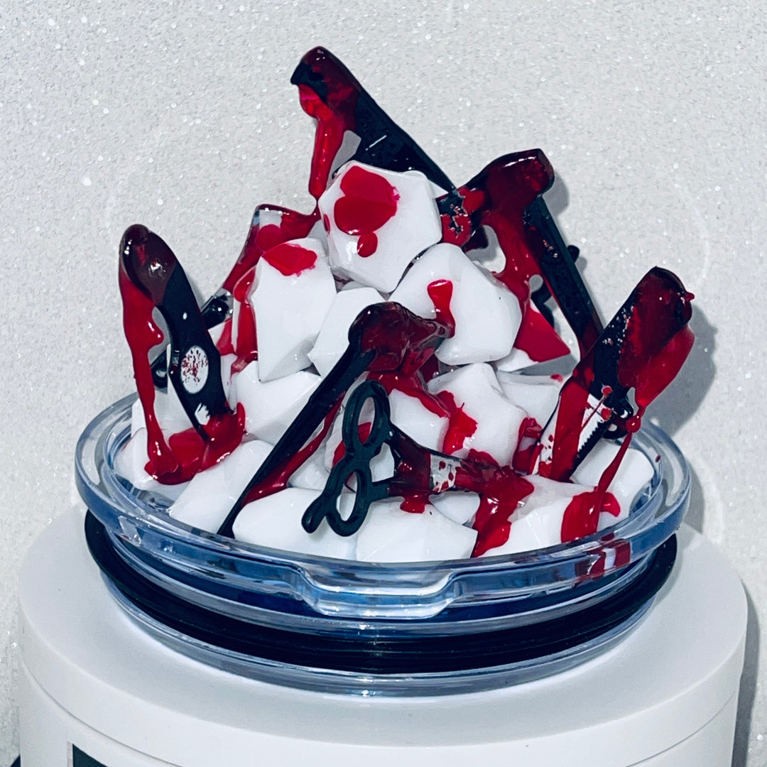 Halloween Tumbler with Blood Dripping Knives Tumbler Lid, Halloween Horror Slasher Movie CSI Bloody Knives Topper 3D Decorated lid
