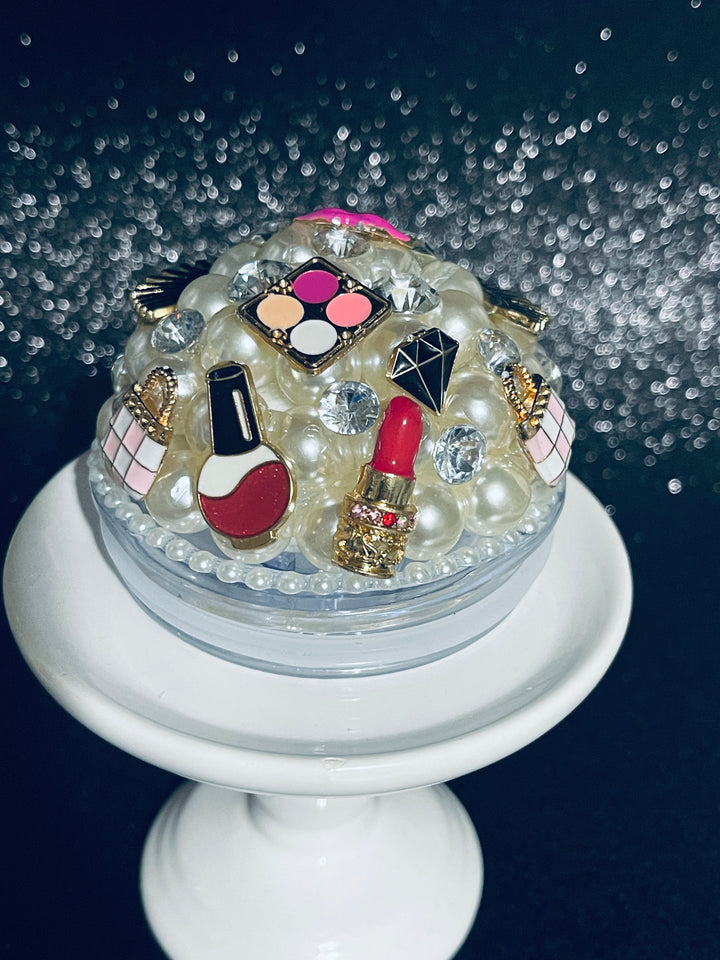 Make-up Cosmetics Diva Princess Bling Pearls Tumbler Topper 3D Decorative 20 oz Lid